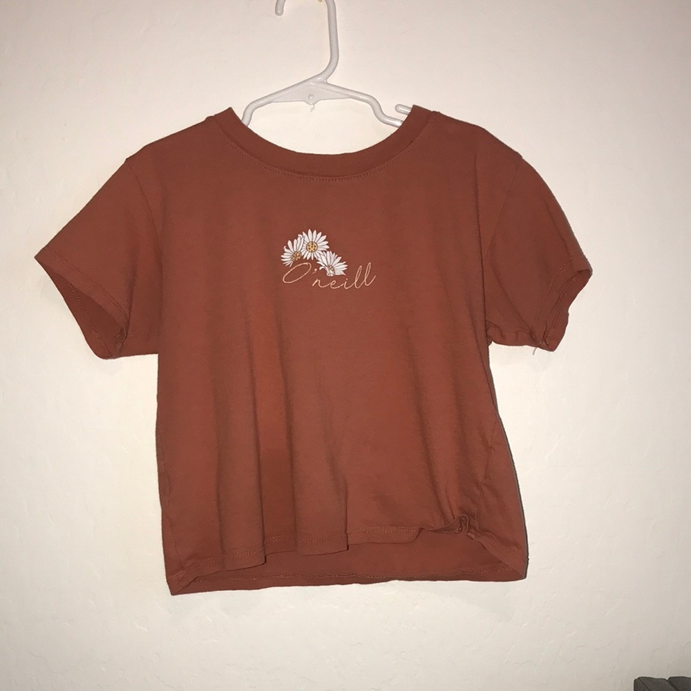 cute o’neeil flower orange shirt very comfy really cute